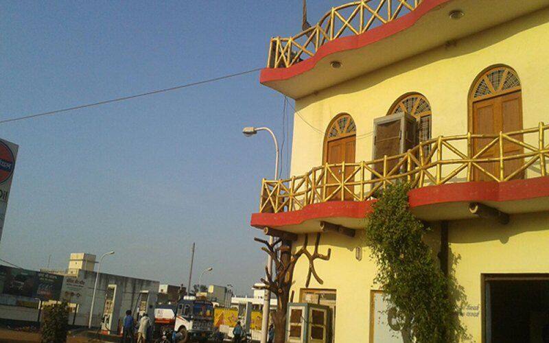 Hotel Gulmohar, Shivpuri 2